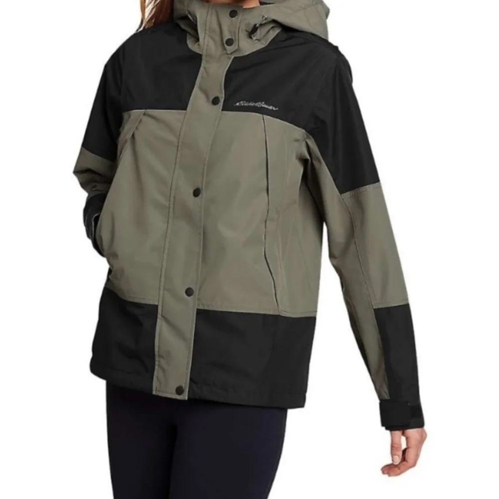 Eddie Bauer Women's Black and Green Rain Jacket - Picture 1 of 5